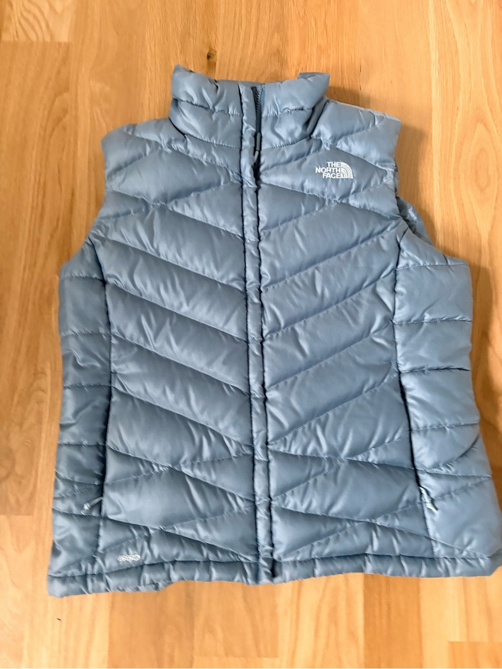 The North Face women's Aconcagua down 550 vest large